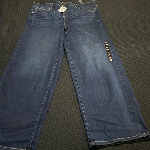 Torrid women’s Bombshell wide leg super soft stretch blue jeans- Size - 16-R - Picture 1 of 13